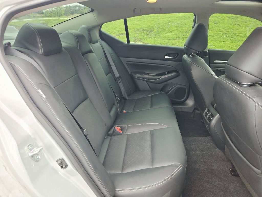 Used 2023 Nissan Altima 2.5 SL FWD image 15