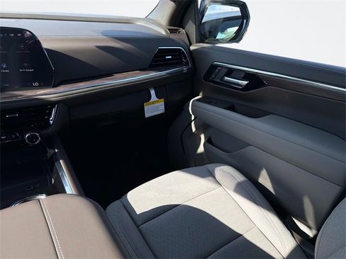 New 2026 Chevrolet Tahoe LS image 14