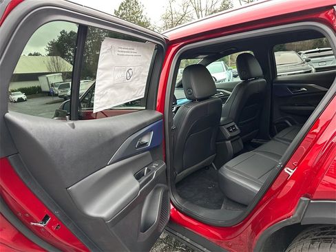 New 2026 Chevrolet Equinox EV LT image 16