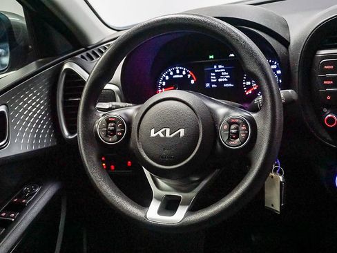 Used 2022 Kia Soul LX w/ Technology Package image 15