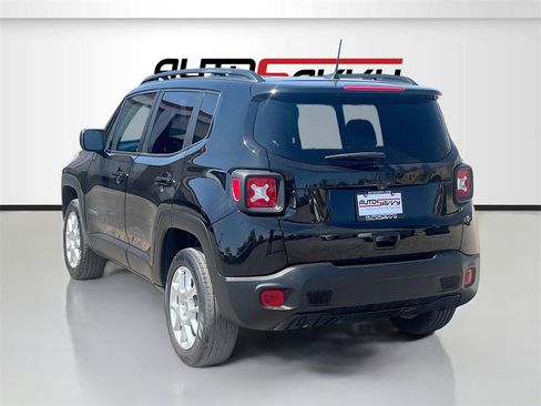 Used 2021 Jeep Renegade Latitude image 5