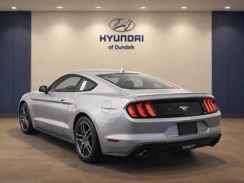 Used 2022 Ford Mustang Premium RWD image 5