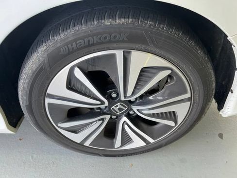 Used 2017 Honda Civic EX-T image 8