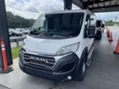Used 2025 RAM ProMaster 2500 w/ U-Haul Equipment Group FWD image 3