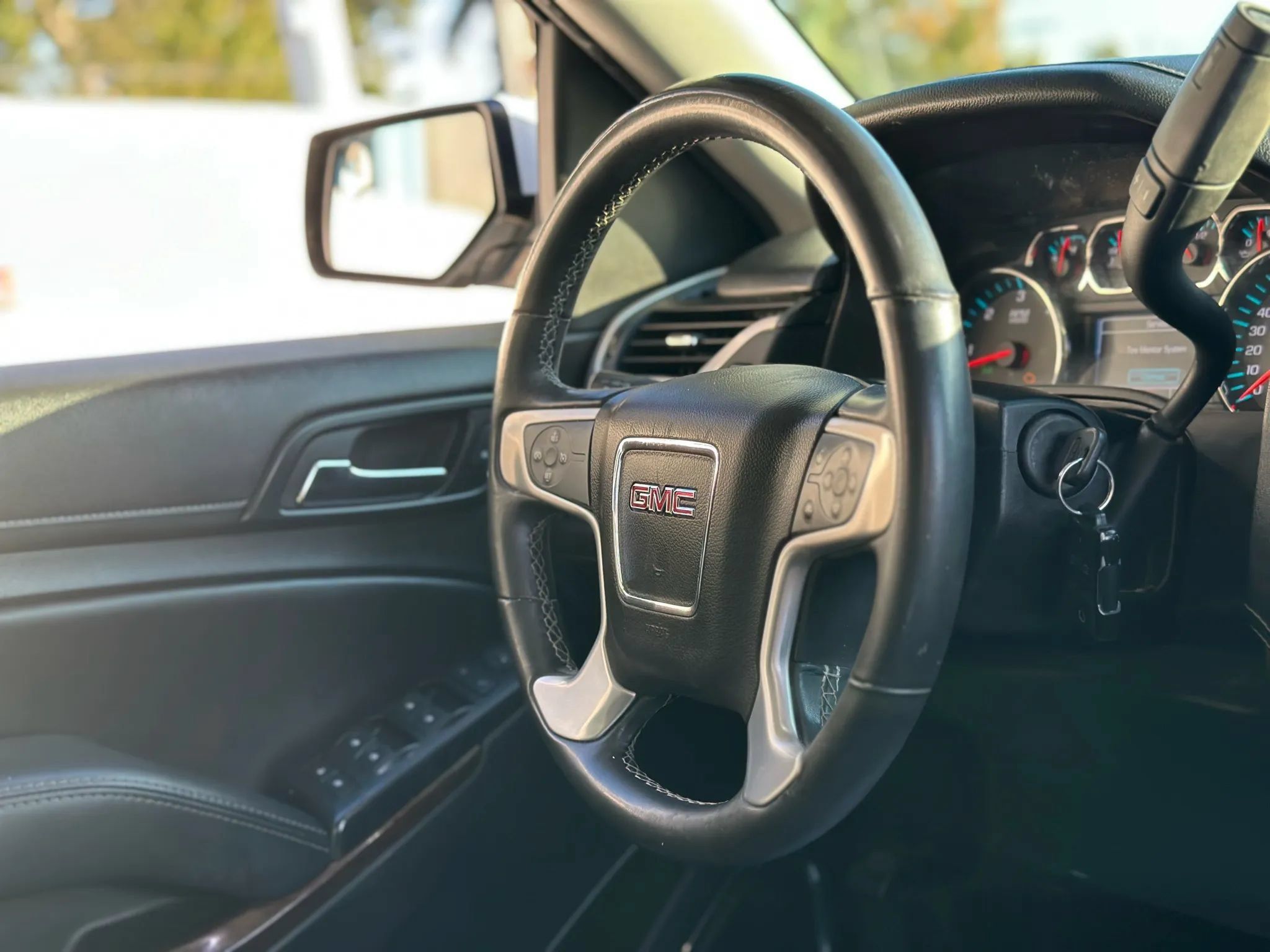 Used 2017 GMC Yukon SLE w/ Convenience Package RWD image 28