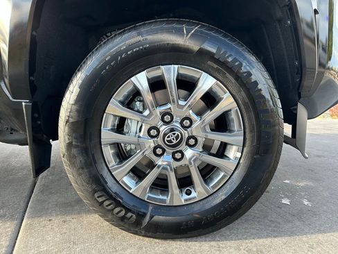 New 2026 Toyota Tacoma Limited AWD/4WD image 24