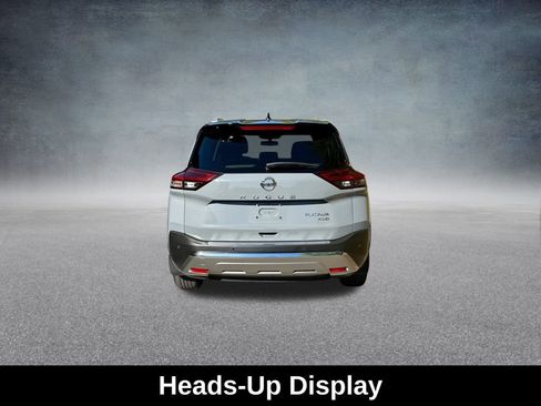 Used 2021 Nissan Rogue Platinum image 9