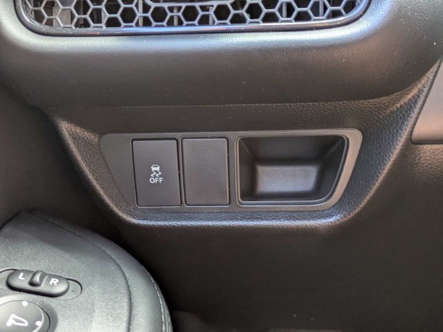Used 2026 Honda HR-V LX image 24