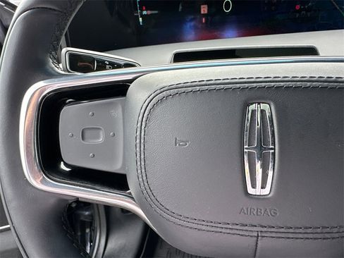 Used 2024 Lincoln Nautilus Reserve w/ Equipment Group 202A image 26