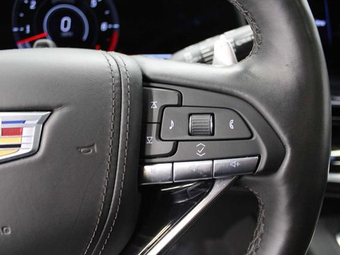 Used 2023 Cadillac Escalade V w/ LPO, ONYX Package image 32