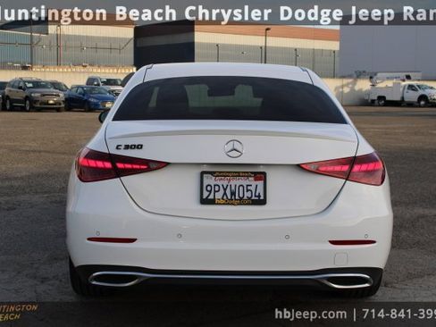 Used 2024 Mercedes-Benz C 300 Sedan image 4