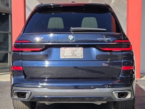Used 2023 BMW X7 xDrive40i w/ M Sport Package image 7