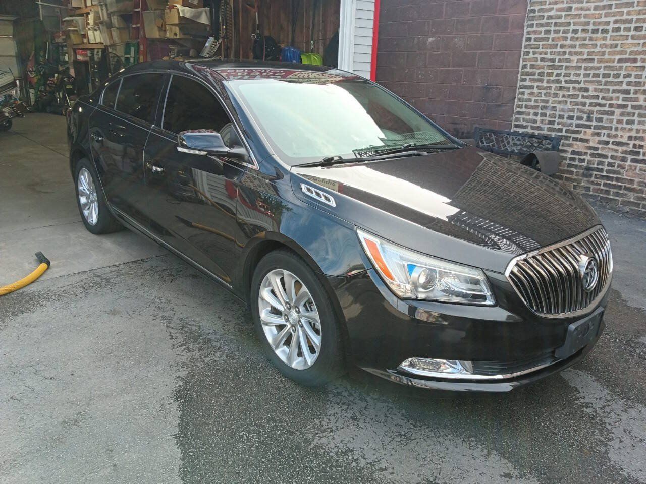Used 2015 Buick LaCrosse Leather FWD image 2