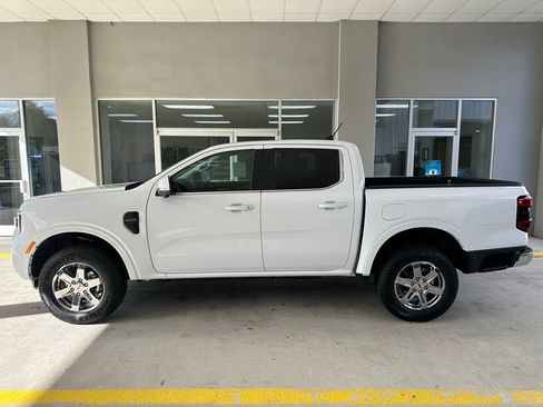 New 2025 Ford Ranger Lariat w/ Chrome Accent Package image 4