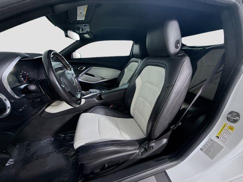 Used 2016 Chevrolet Camaro LT image 22