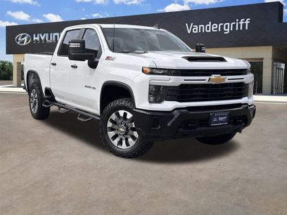 Used 2024 Chevrolet Silverado 2500 Custom w/ Custom Value Package