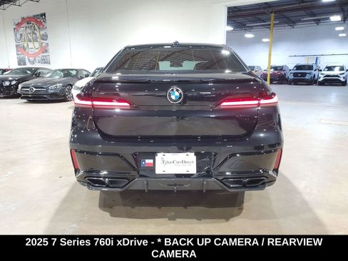 Used 2025 BMW 760i xDrive w/ Executive Package AWD/4WD image 12