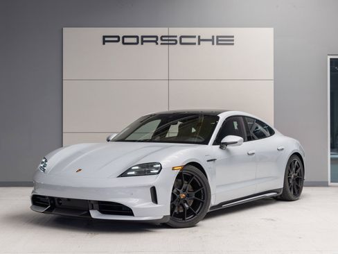 Used 2025 Porsche Taycan image 1