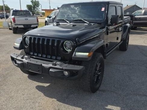 Used 2023 Jeep Gladiator Sport AWD/4WD image 7