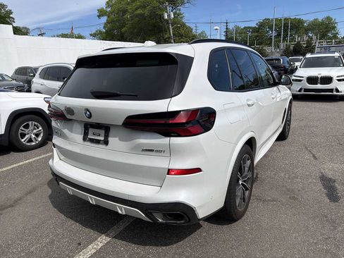 Certified 2024 BMW X5 xDrive40i w/ M Sport Package AWD/4WD image 8