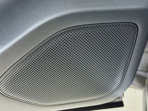 Used 2021 Nissan Rogue S image 21