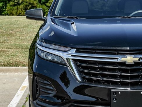 Used 2022 Chevrolet Equinox LS image 48