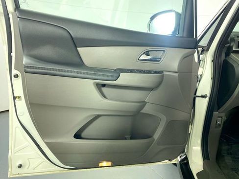 Used 2016 Honda Odyssey EX-L image 21