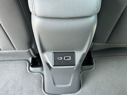 Used 2023 Chevrolet Bolt EUV Premier w/ Sun & Sound Package FWD image 16