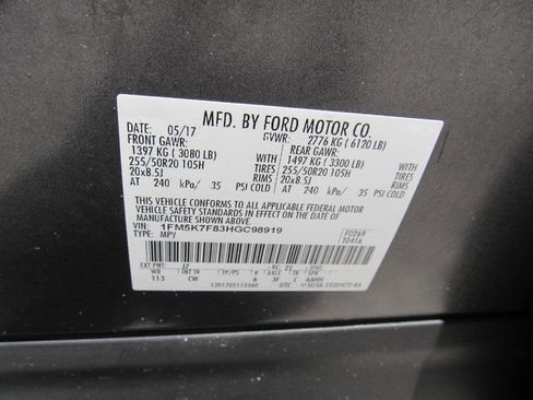 Used 2017 Ford Explorer Limited image 21