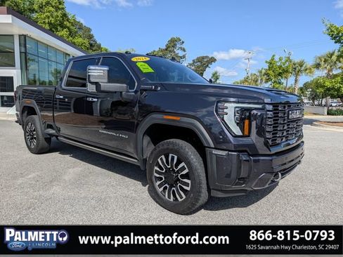 Used 2024 GMC Sierra 2500 Denali Ultimate AWD/4WD image 2