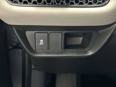 Certified 2026 Honda HR-V LX image 19