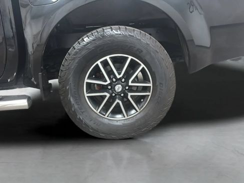 Used 2016 Nissan Frontier SV RWD image 27