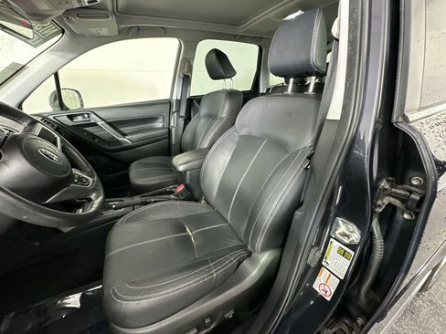 Used 2018 Subaru Forester 2.5i Touring w/ Popular Package #3B image 15