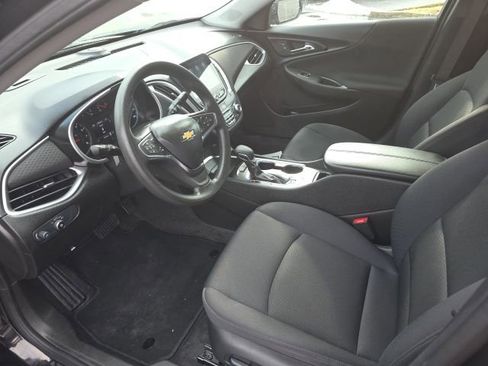 Used 2025 Chevrolet Malibu LT image 7