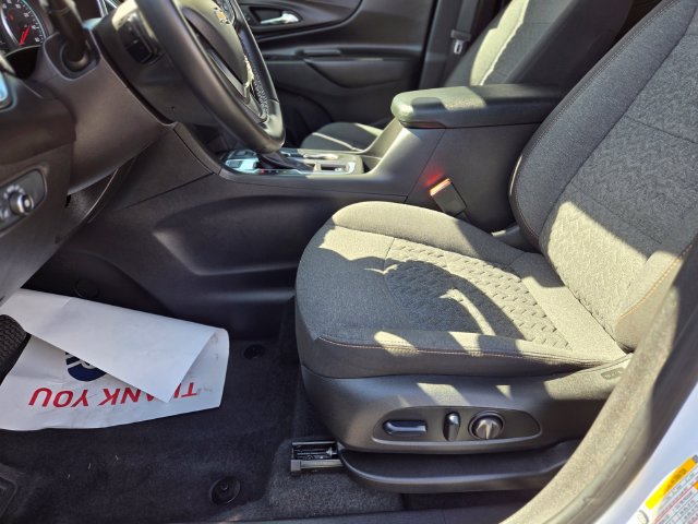 Used 2024 Chevrolet Equinox LT AWD/4WD image 15