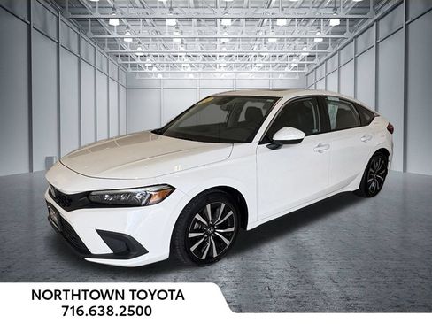 Used 2024 Honda Civic EX-L image 5