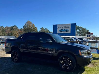 Used 2011 Chevrolet Avalanche LT