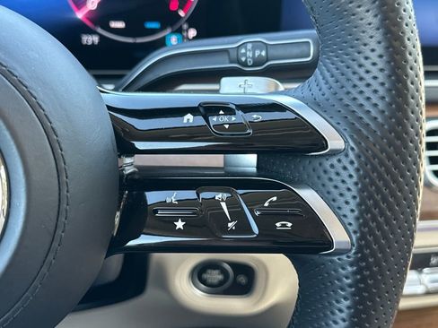 Certified 2024 Mercedes-Benz GLS 450 4MATIC image 21