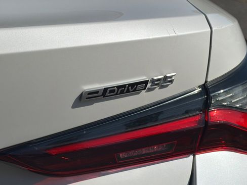 Certified 2023 BMW i4 eDrive35 w/ Premium Package RWD image 38