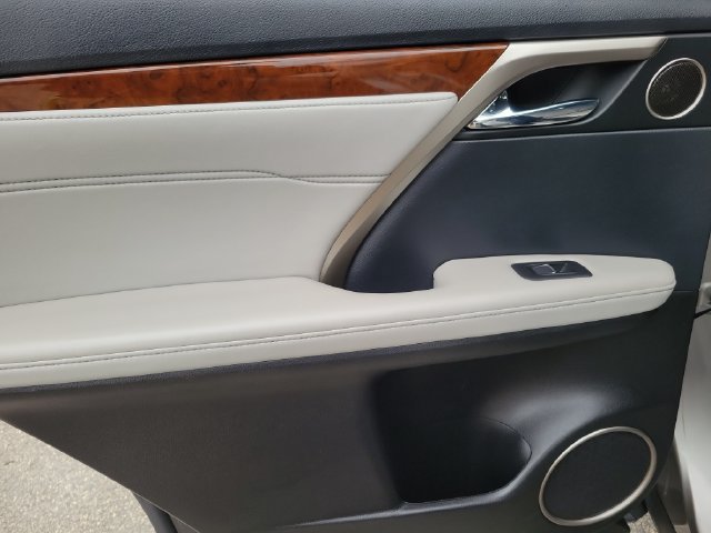 Used 2019 Lexus RX 350 FWD w/ Navigation Package image 14