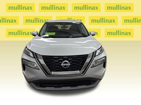 Used 2023 Nissan Rogue SV FWD image 15
