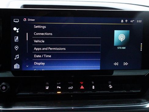 Used 2024 Chevrolet Silverado 2500 LTZ w/ LTZ Convenience Package image 27