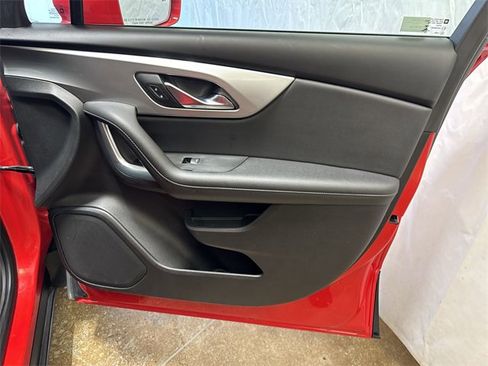 Certified 2020 Chevrolet Blazer LT image 25