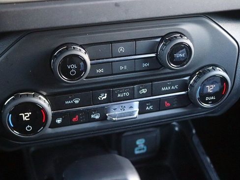 Used 2025 Ford Bronco Outer Banks image 26