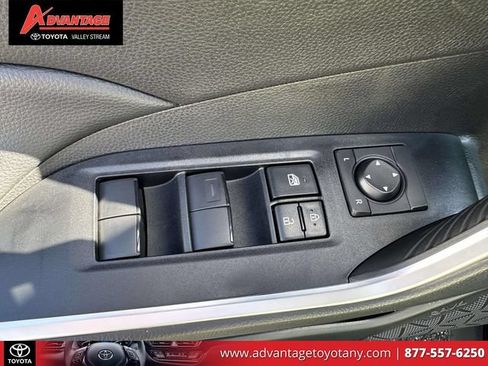 Used 2024 Toyota RAV4 LE AWD/4WD image 22
