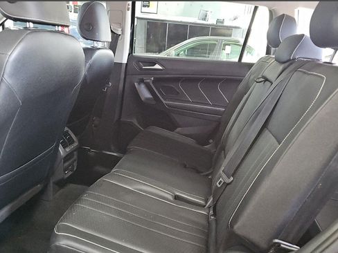 Used 2023 Volkswagen Tiguan SE FWD image 17