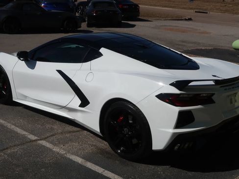 Used 2021 Chevrolet Corvette Stingray Premium Cpe w/ Battery Protection Package RWD image 13