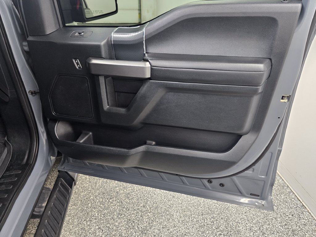 Used 2019 Ford F150 XLT w/ Equipment Group 302A Luxury AWD/4WD image 21
