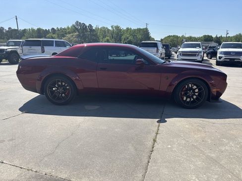 Used 2023 Dodge Challenger SRT Hellcat image 4
