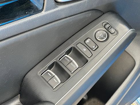 Used 2022 Honda Civic Sport Touring image 15